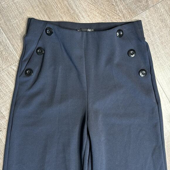 BBJ LOS ANGELES Navy Wide Leg High Waist Button Detail Pants Women’s - Picture 2 of 7